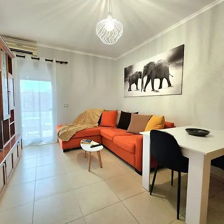 One Bd Flat Near Center With 24h Self Check In Lejlighed Tirana